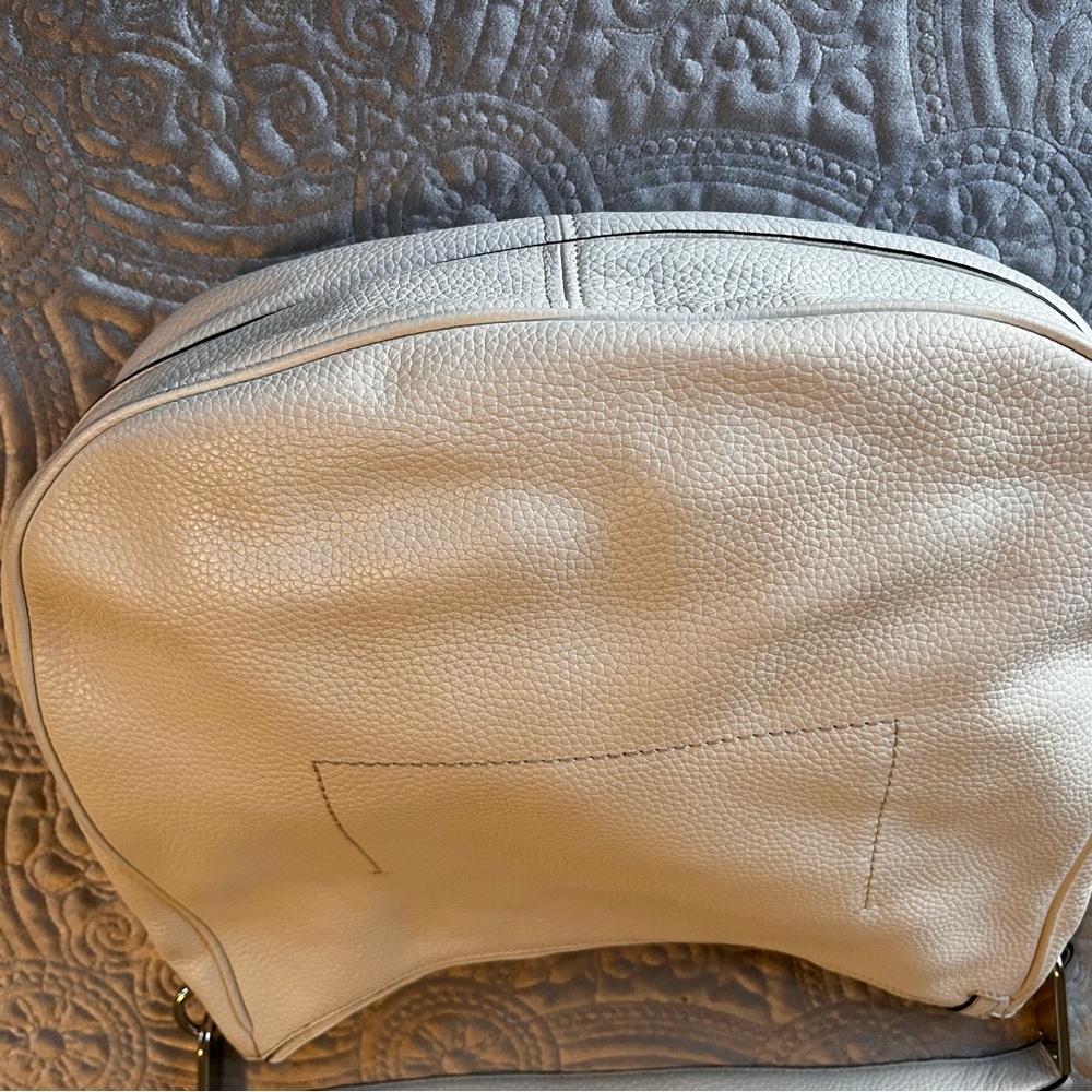 Marc Jacob’s Cream Leather Women's Bag